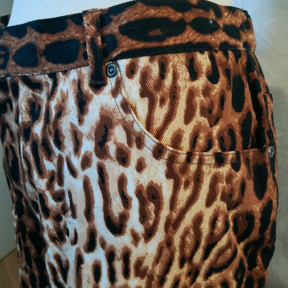 TERRY LEWIS CLASSIC LUXURIES JEANS LEOPARD PRINT SIZE 18 P  (197 C) - Picture 3 of 16